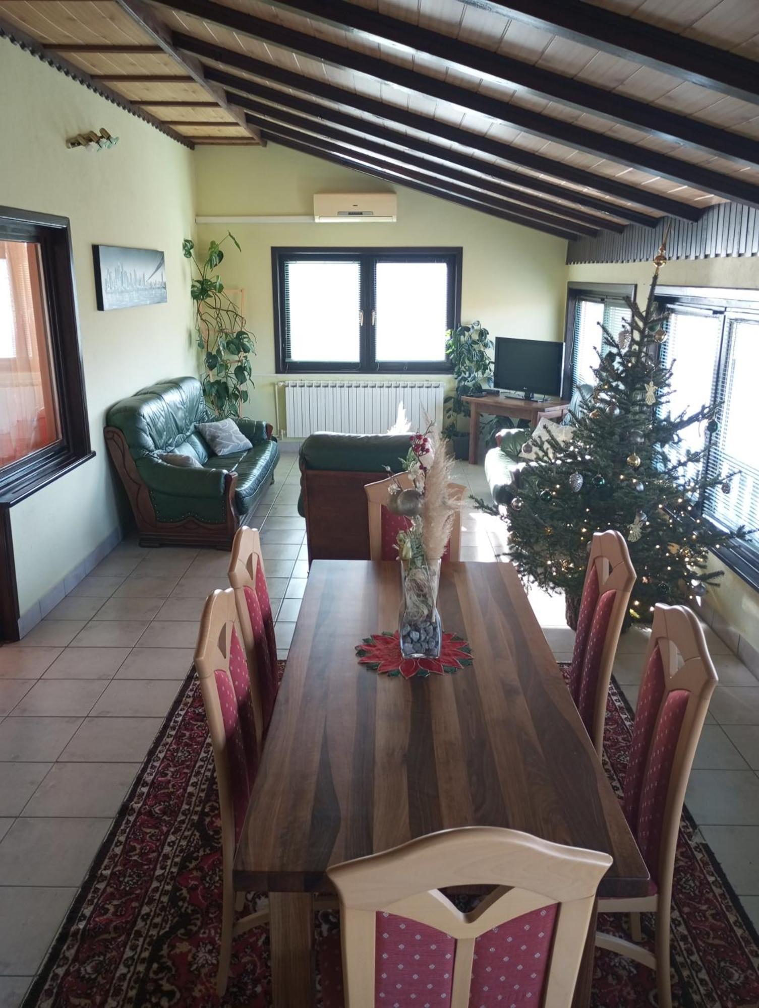Guesthouse Pavlicic Dreznik Grad ภายนอก รูปภาพ
