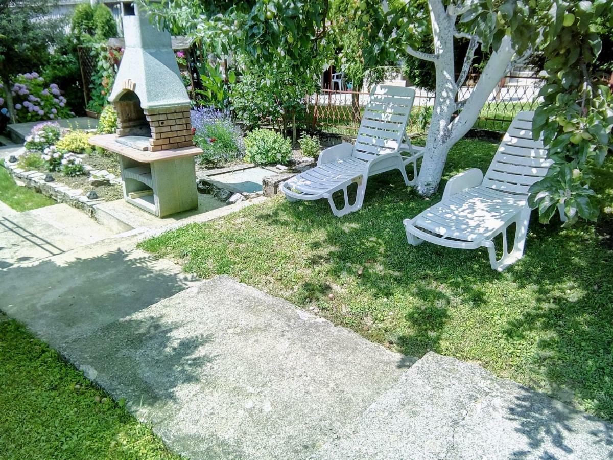 Guesthouse Pavlicic Dreznik Grad ภายนอก รูปภาพ